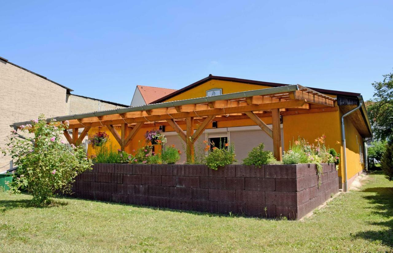 Ferienwohnung/ Ferienzimmer Asche Aschersleben Εξωτερικό φωτογραφία